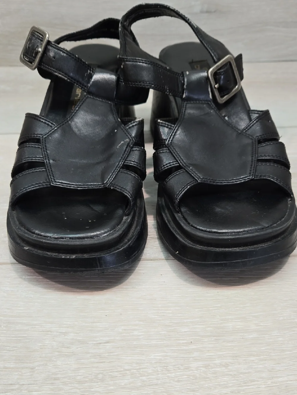 Vintage No Boundaries Women Hillary  Black Chunky Platform Sandals 90